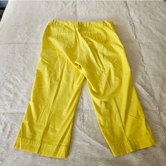 J.Crew Yellow Chino Stretch Favorite Fit Capris Pant Women 4 - Picture 3 of 5